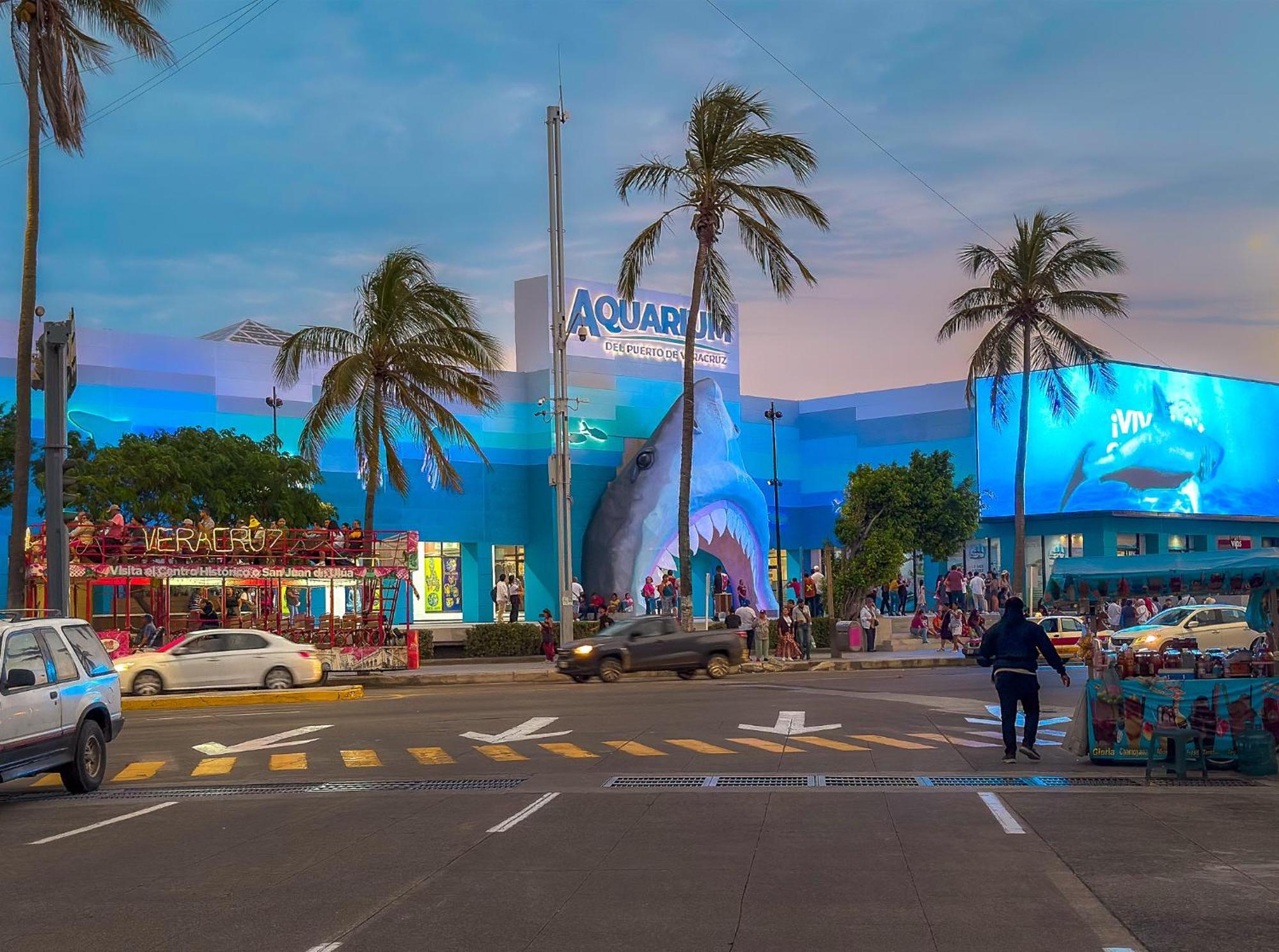 Suites Brisa Marina - Atras De Playa Regatas Y El Malecon, 6 Calles Del Acuario Veracruz Exteriör bild